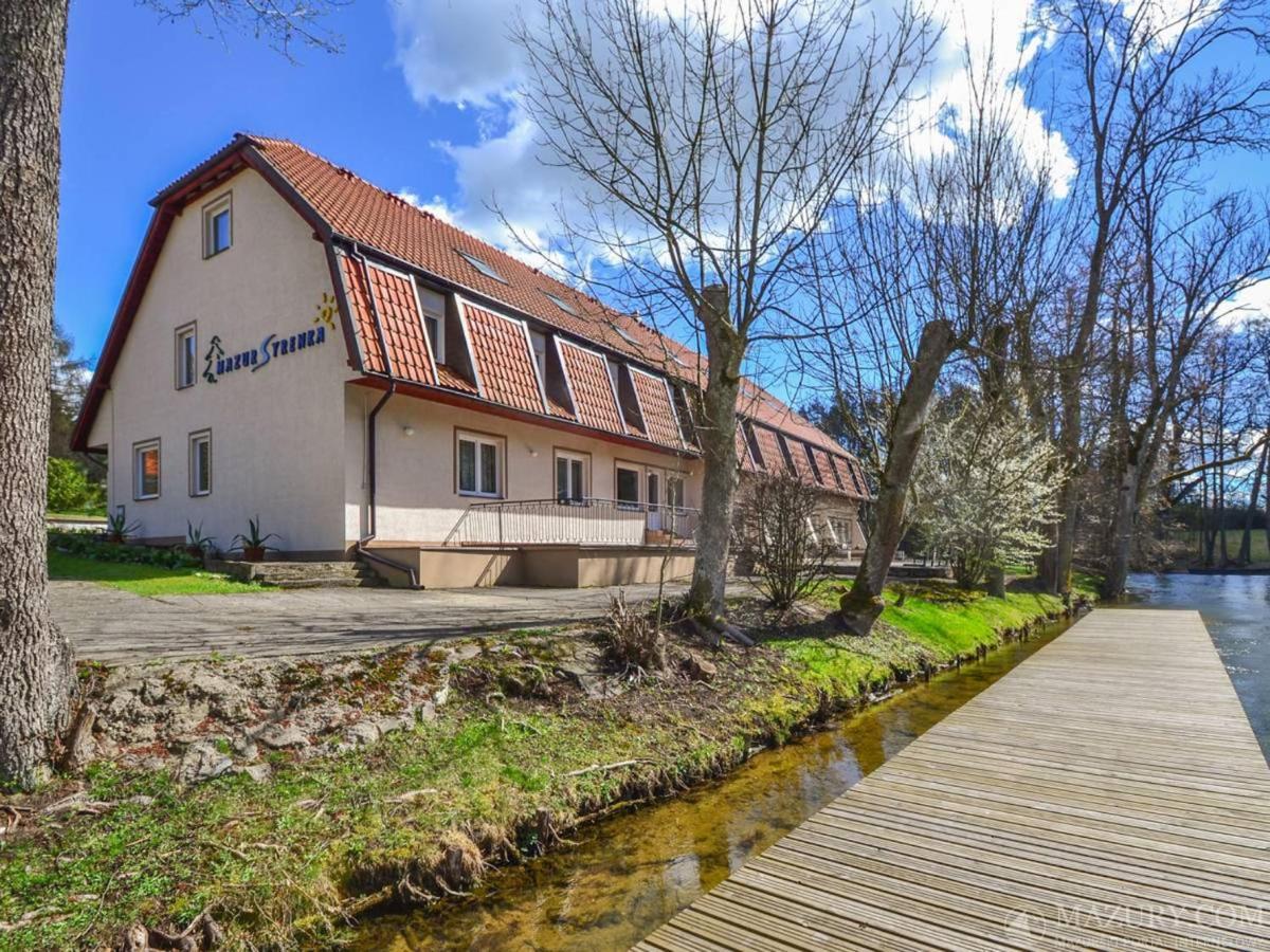 Kompleks Wypoczynkowo-Konferencyjny Mazur-Syrenka Krutyń Exteriör bild