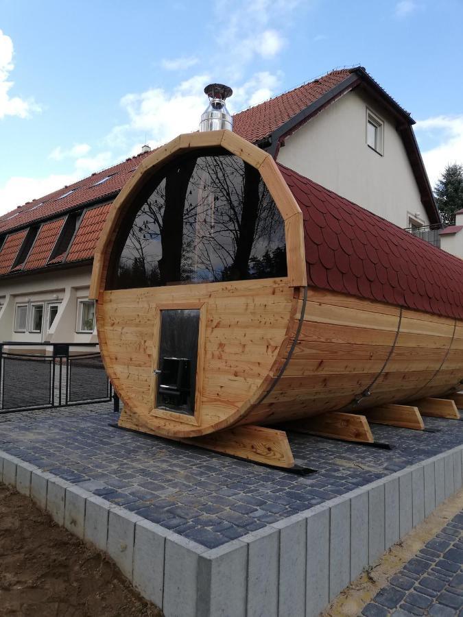 Kompleks Wypoczynkowo-Konferencyjny Mazur-Syrenka Krutyń Exteriör bild